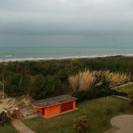 Appartamento Vicino Alla Spiaggia カランブローネ エクステリア 写真